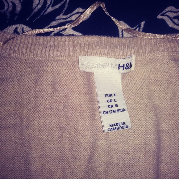 H&M sweater - Picture 4 of 11